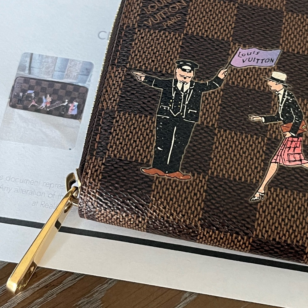 Louis Vuitton Illustre Damier Ebene Zippy Wallet - Picture 4 of 16